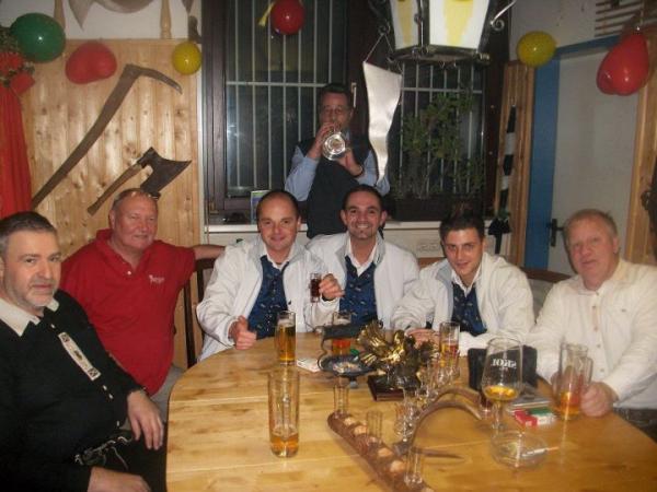 393192-299994990035187-111703512197670-977924-2038867534-n