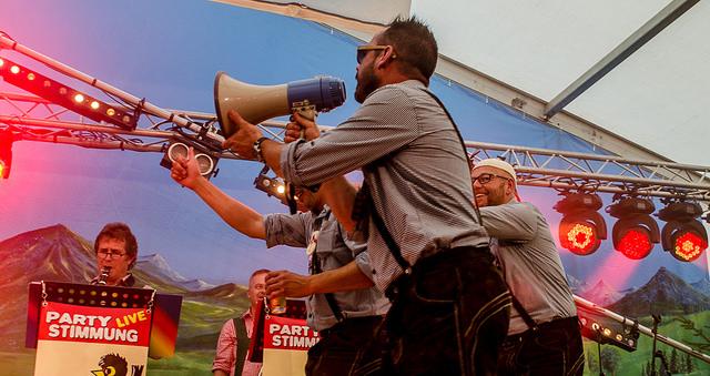 14854858851-ea5e895725-z