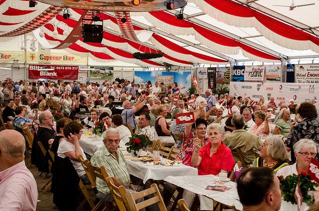 14855480364-708b01a0bf-z