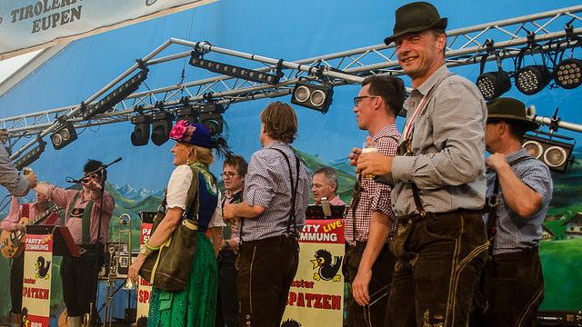 14857902145-ae5d889cb9-z