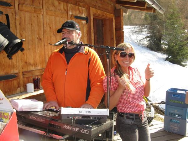 293083-411082508907241-100000164873091-1716609-661351101-n